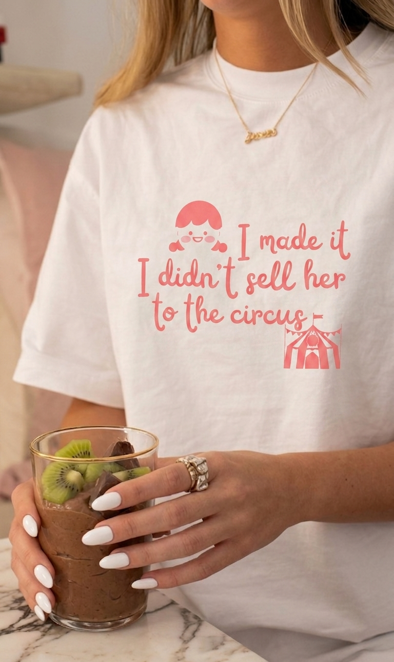 Funny Mom T-Shirt – I Didnt Sell Her to the Circus | Sarc... | T-Shirt | Al Mery's Paradise